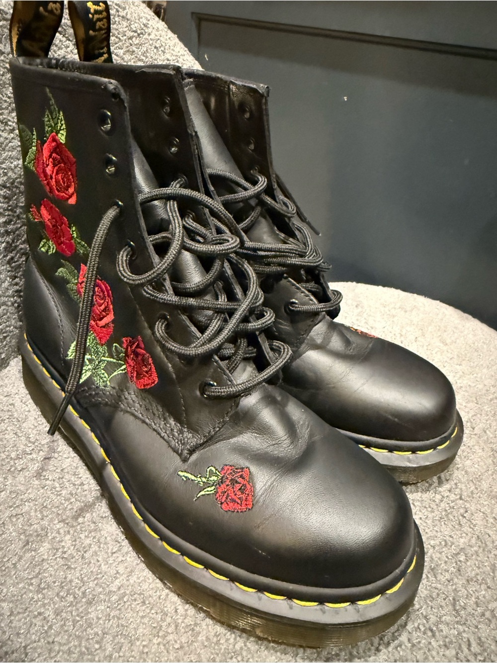 Dr. Martens Women 1460 Vonda Floral Rose Leather Lace Up Boots in Black